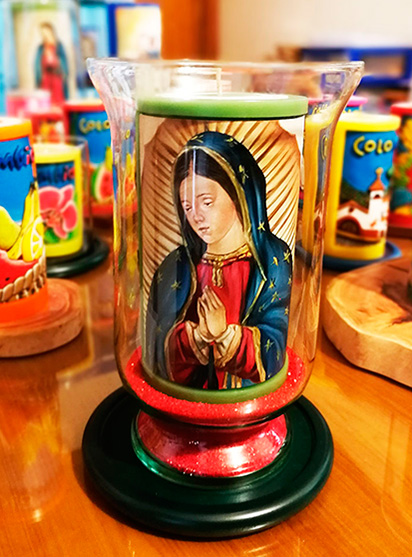 Vela Decorativa pintada al &Oacute;leo: Virgen de Guadalupe 1 / decorative handmade candle painted in oil: Virgin of Guadalupe 1