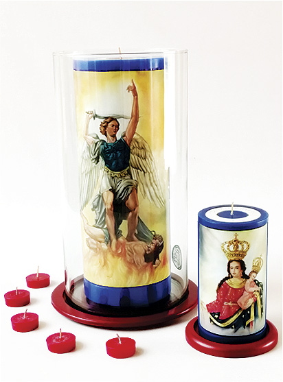 Vela Decorativa pintada al Óleo: San Miguel Arcángel 2 / decorative handmade candle painted in oil: St. Michael the Archangel 2 Vela Decorativa pintada al Óleo: San Miguel Arcángel 2 / decorative handmade candle painted in oil: St. Michael the Archangel 2