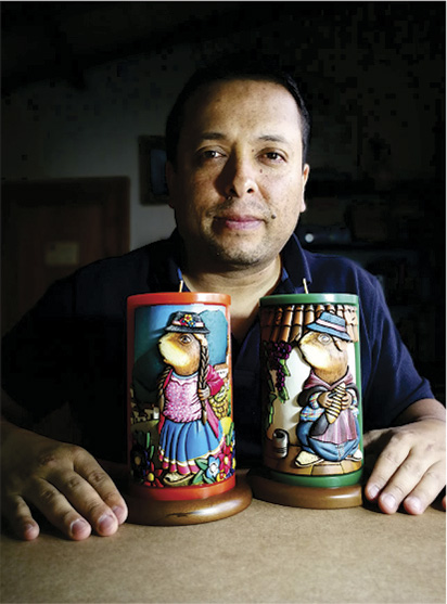 Vela Decorativa Tallada a Mano: Cuy Campesino 1 / decorative hand carved candle: guinea pig 1