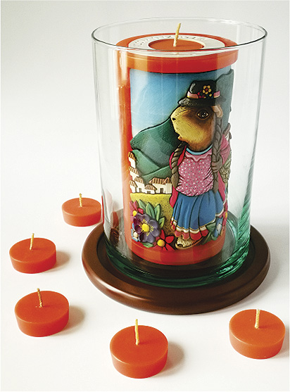 Vela Decorativa Tallada a Mano: Cuy Campesina 2 / decorative hand carved candle: guinea pig 2 Vela Decorativa Tallada a Mano: Cuy Campesina 2 / decorative hand carved candle: guinea pig 2