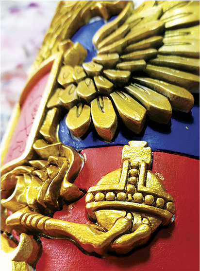 Vela Decorativa Tallada a Mano: Escudo de Rusia / decorative hand carved candle: coat of arms of Russia