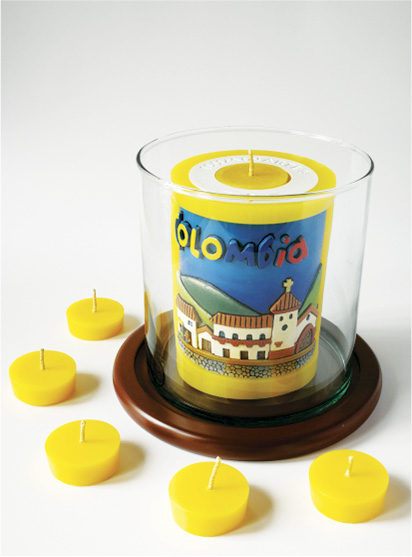 Vela Decorativa en Relieve: Pueblo T&iacute;pico 2 / handmade candle: typical andean village 2