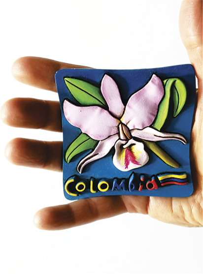Im&aacute;n Decorativo en Relieve: Orqu&iacute;dea Cattleya 1, flor nacional de Colombia / handcrafted decorative embossed magnet: cattleya orchid 1, national flower of Colombia