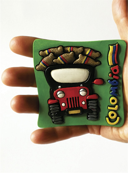 Im&aacute;n Decorativo en Relieve: Yipao 1 / handcrafted decorative embossed magnet: Yipao - colombian typical transport 1