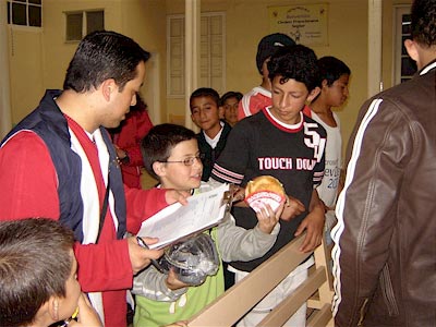 Javier L�pez - Director ILUMINARTE &reg; - Responsabilidad Social - Obras Sociales / Social Responsibility - charity work